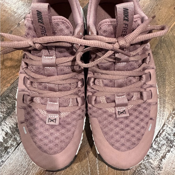 Nike Shoes - Nike Women's Mauve Metcon